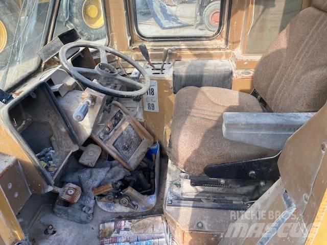 CAT 992 C Cabines e interior máquinas construção