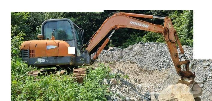 Doosan SL 55 VP Mini Escavadoras <7t
