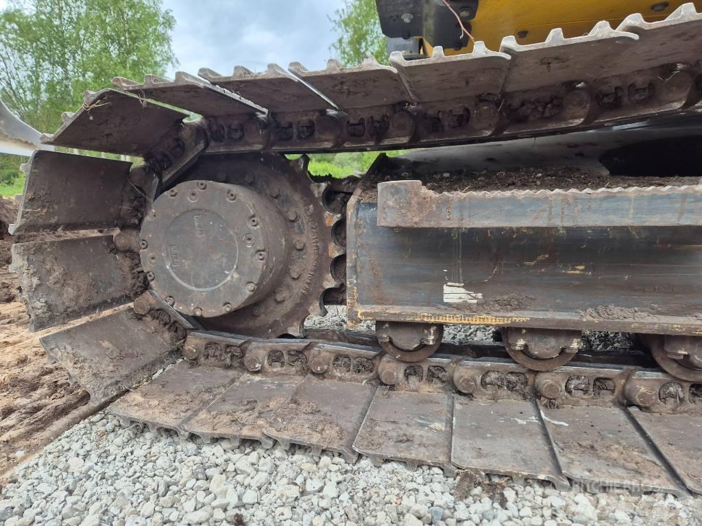 Komatsu PC138US-11E0 Escavadoras de rastos