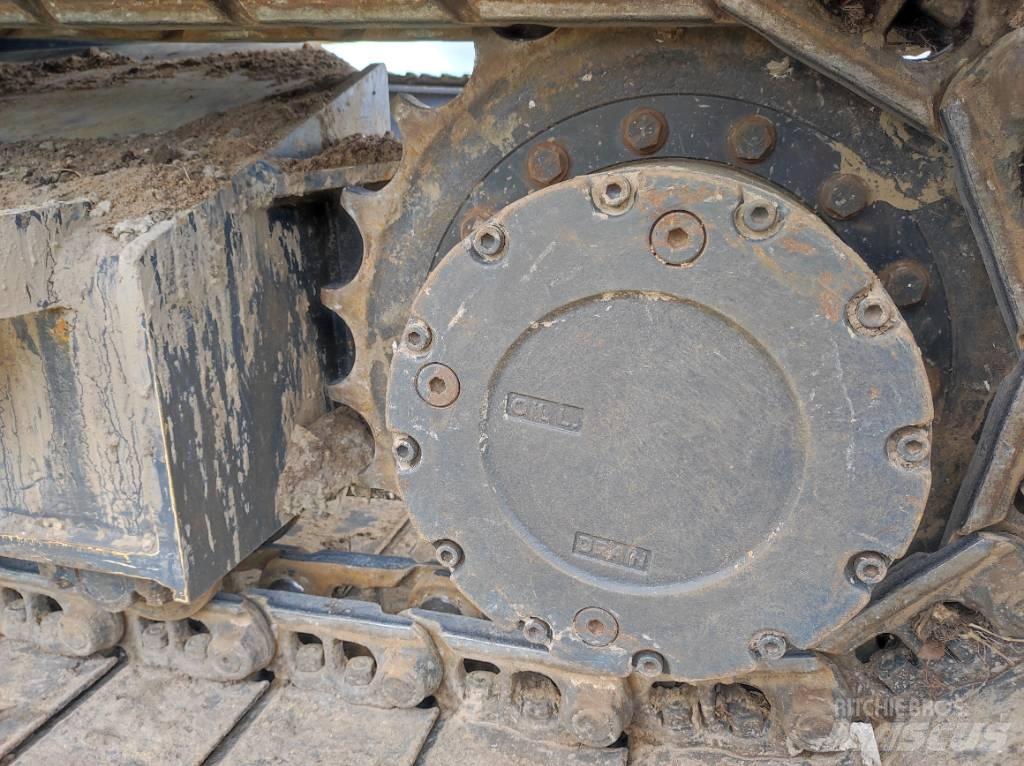 Komatsu PC138US-11E0 Escavadoras de rastos
