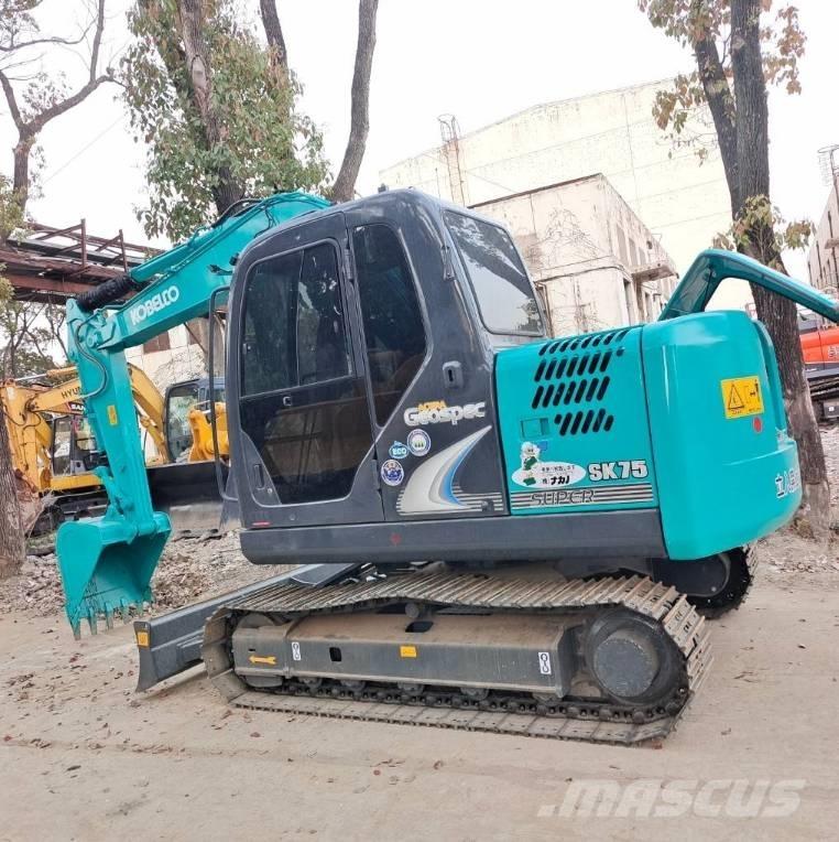 Kobelco SK 75 Escavadoras Midi 7t - 12t