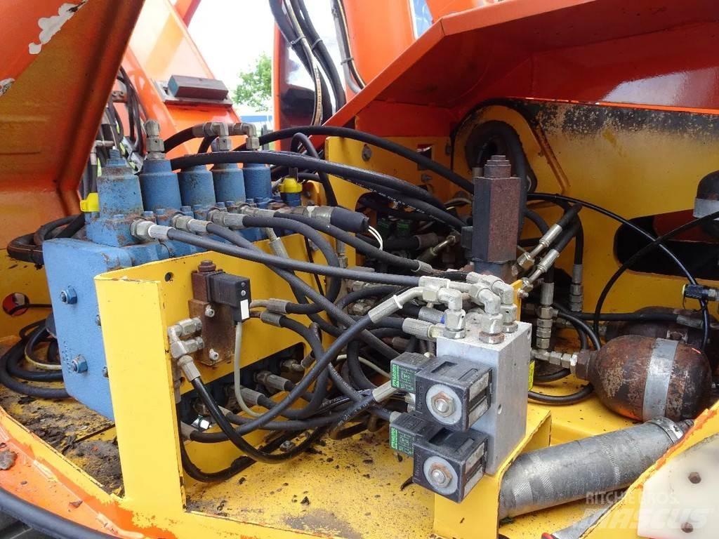 Mecalac 12MXT Escavadoras de rodas