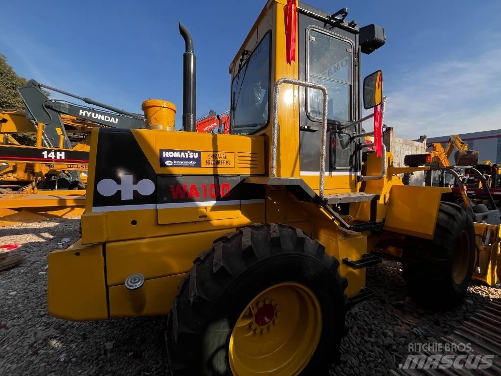 Komatsu WA100 Pás carregadoras de rodas