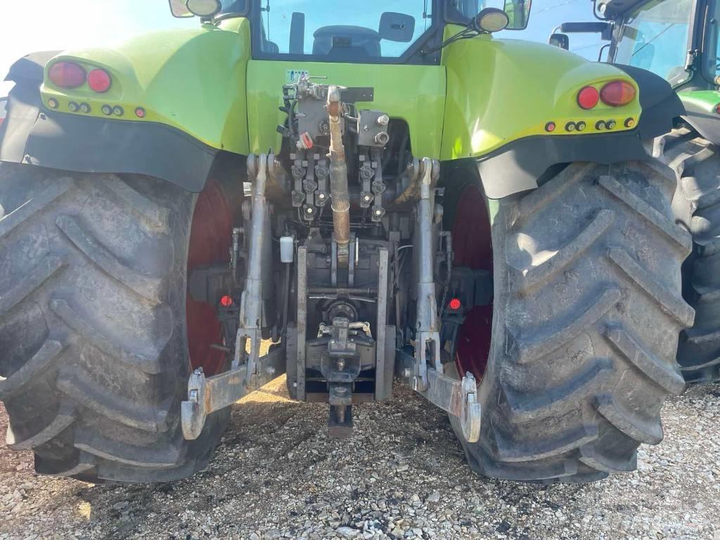 CLAAS Axion 840 Tratores Agrícolas usados