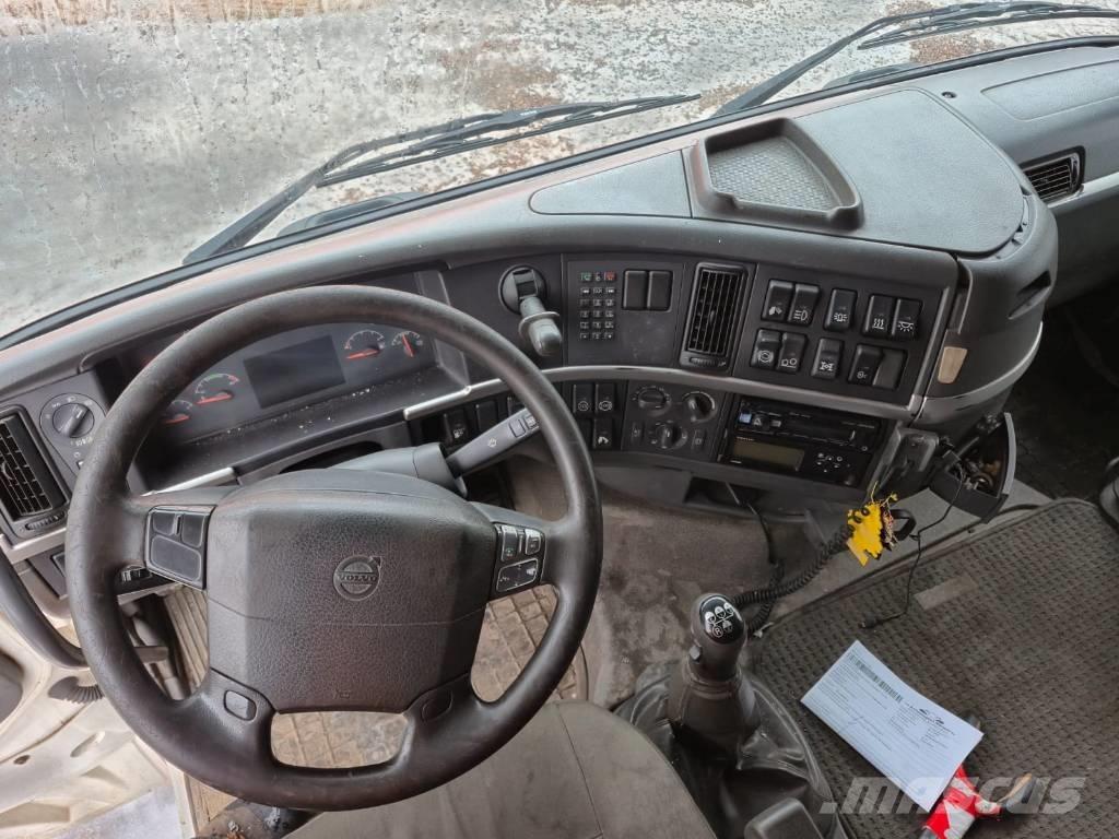 Volvo FH 12 500 Camiões de transporte de máquinas florestais