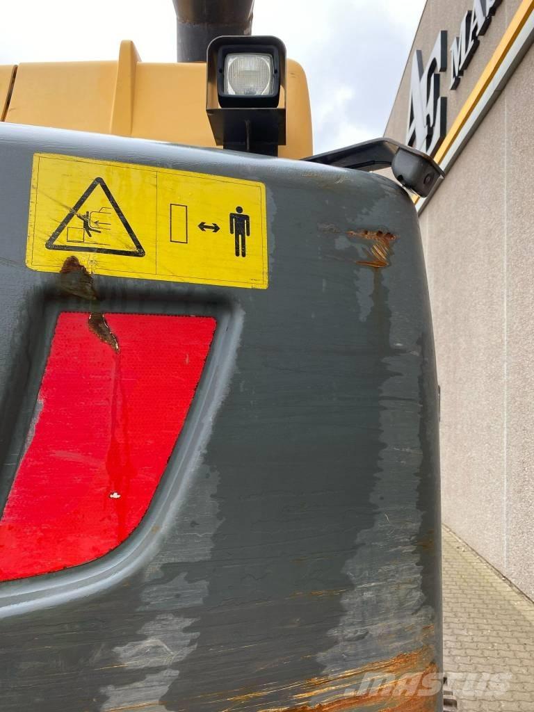 Volvo EC 300 D L Escavadoras de rastos