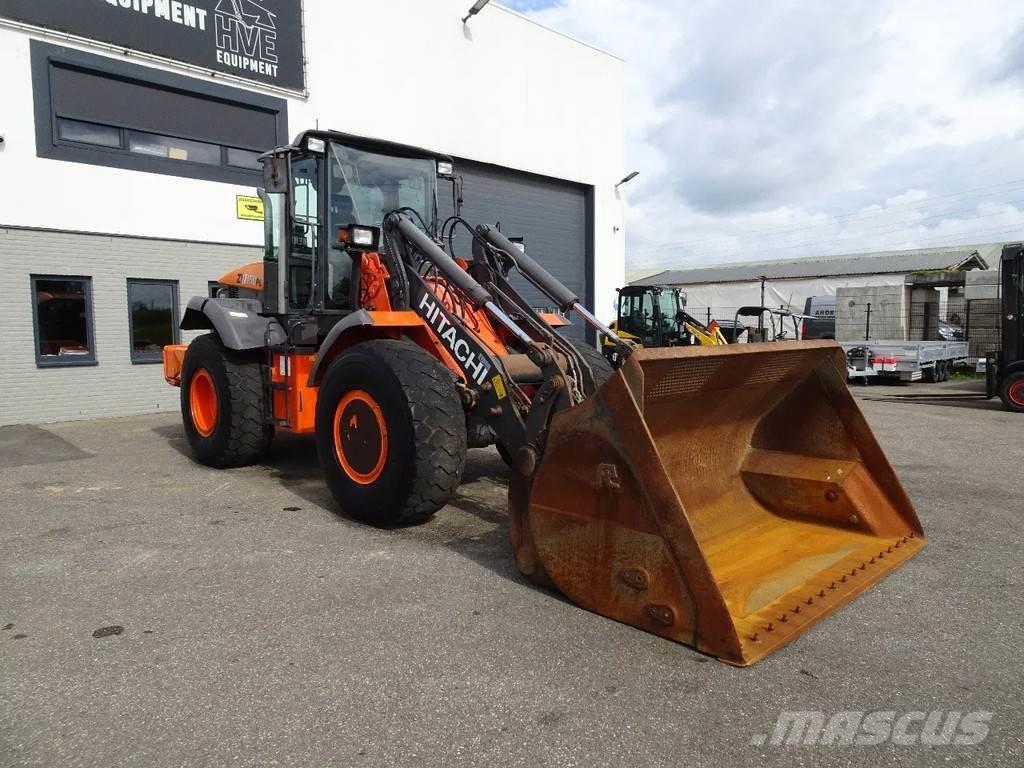 Hitachi ZW150 Pás carregadoras de rodas