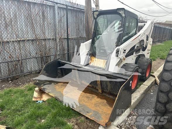 Bobcat S750 Carregadoras de direcção deslizante