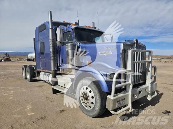 Kenworth W900 Tractores (camiões)