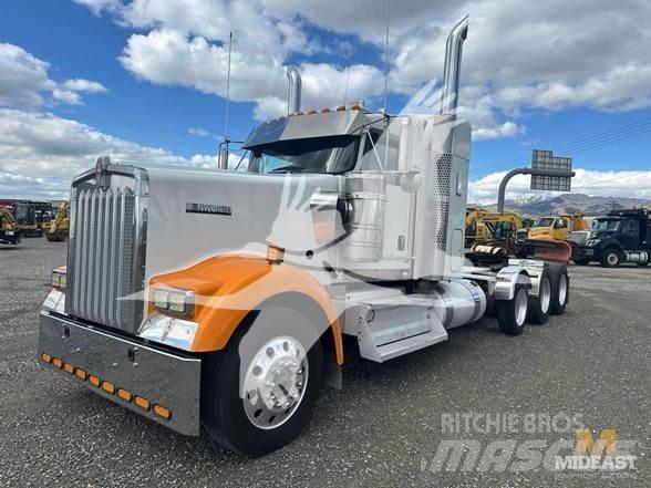 Kenworth W900 Tractores (camiões)