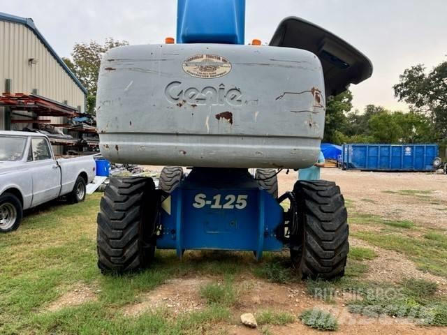 Genie S 125 Elevadores braços Telescópicos