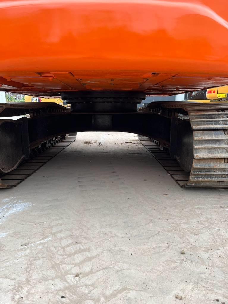 Doosan DX 140 LC Escavadoras de rastos