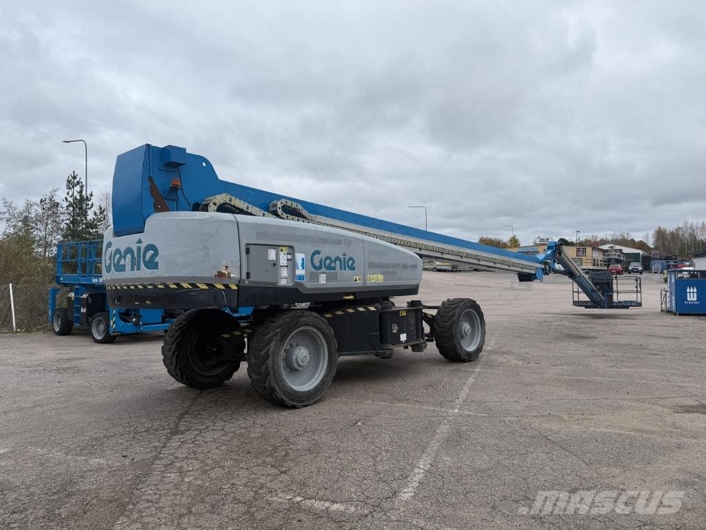 Genie SX 135 XC Elevadores braços articulados