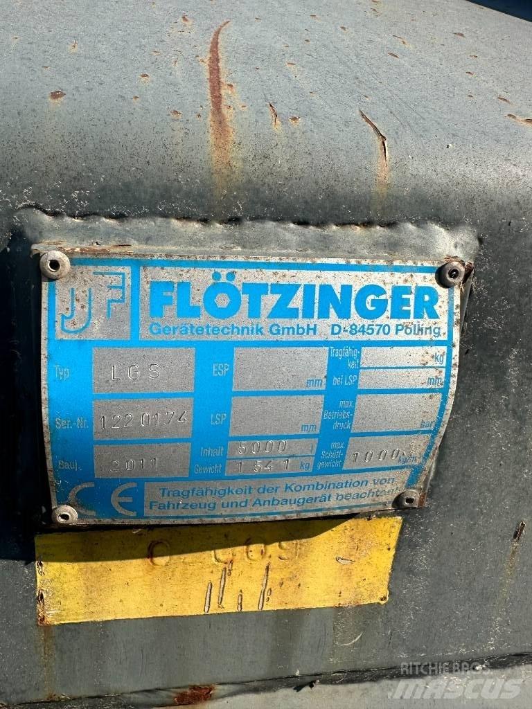 Komatsu Schaufel 5m3 Baldes