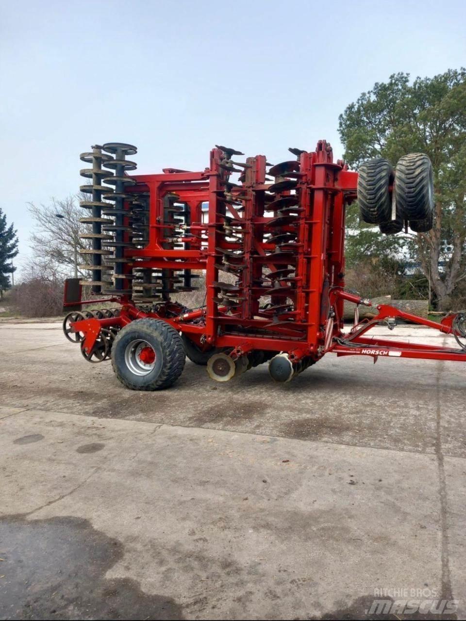 Horsch Joker 12 RT Grade de discos