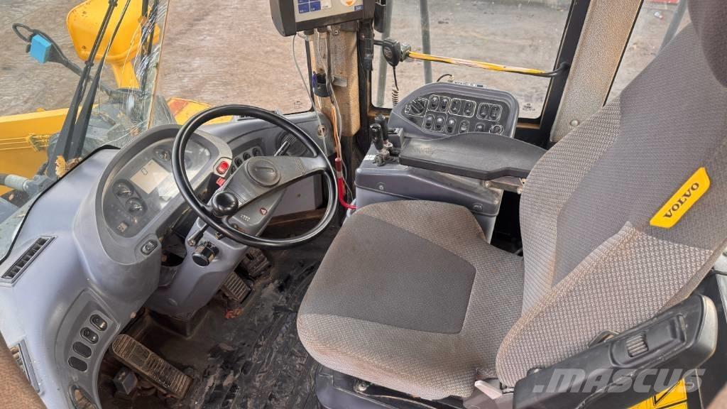 Komatsu WA 500-6 Pás carregadoras de rodas