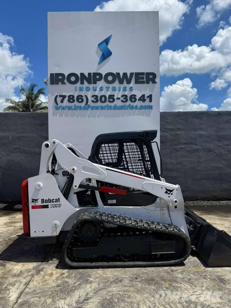 Bobcat T 590 Carregadoras de direcção deslizante