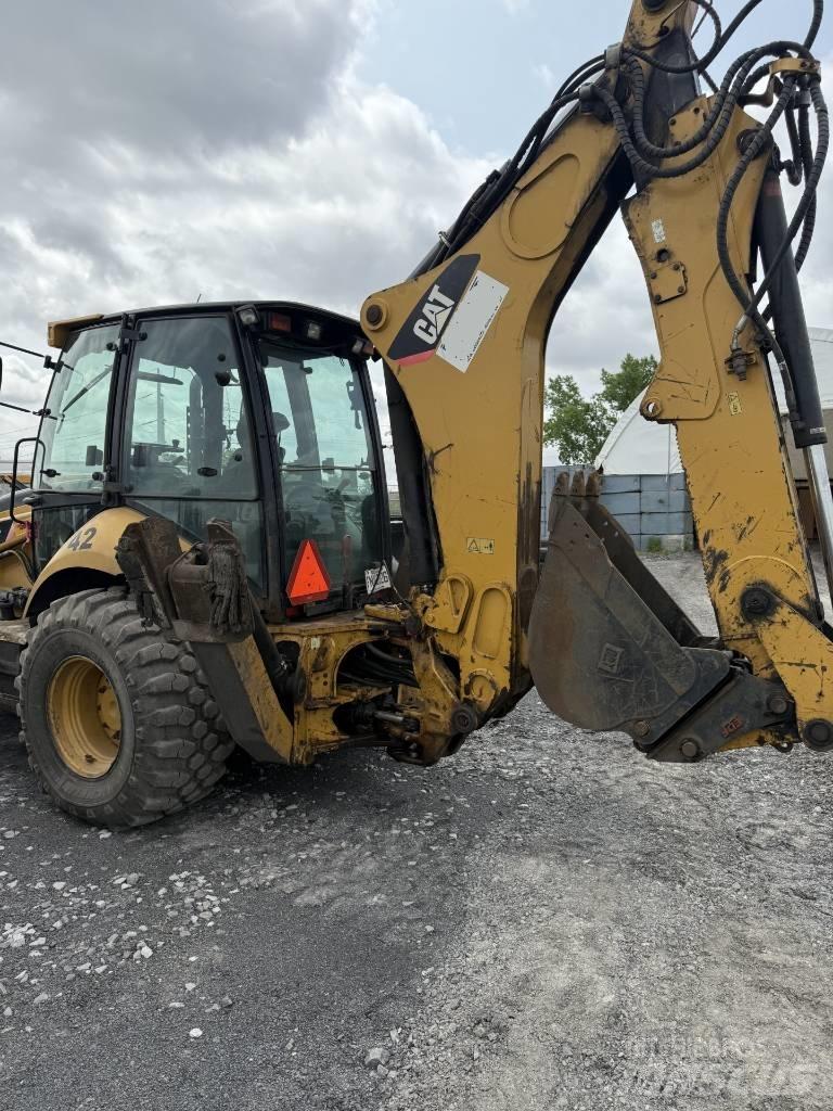 CAT 450 F Retroescavadoras