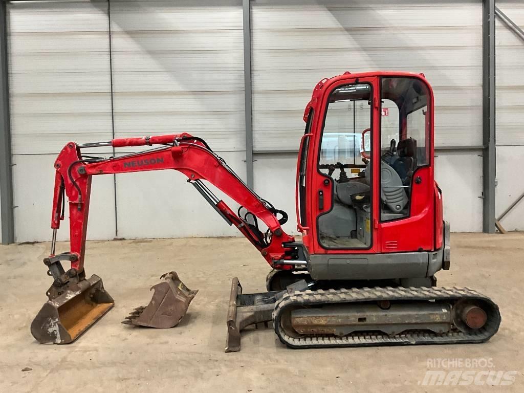 Neuson 28 Z 3 Mini Escavadoras <7t