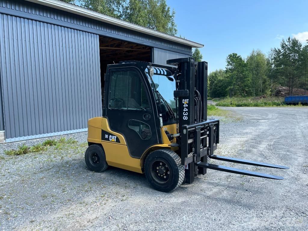 CAT DP 30 N Empilhadores Diesel
