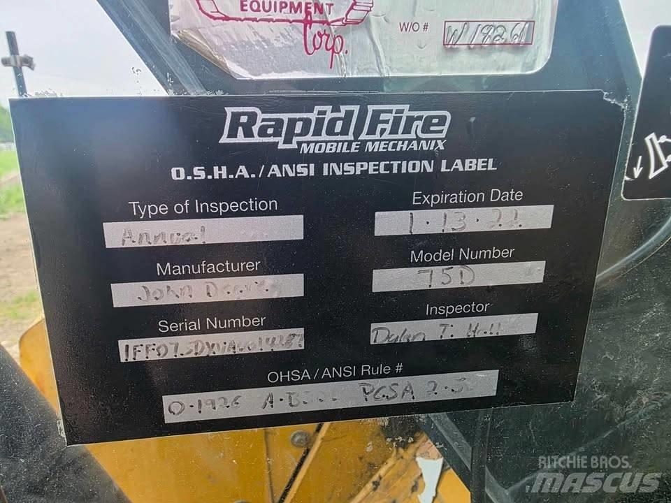 DEERE 75D Escavadoras de rastos