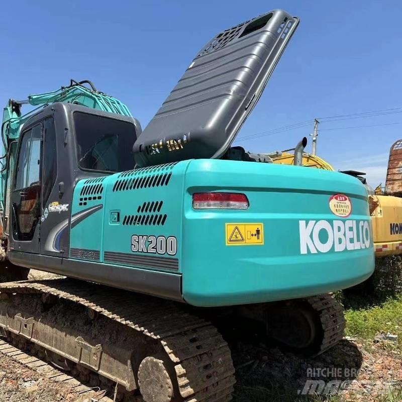 Kobelco SK 200 Escavadoras de rastos
