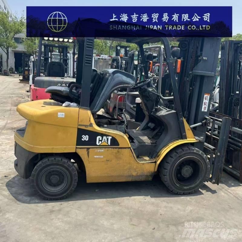 CAT DP 35 N Empilhadores Diesel