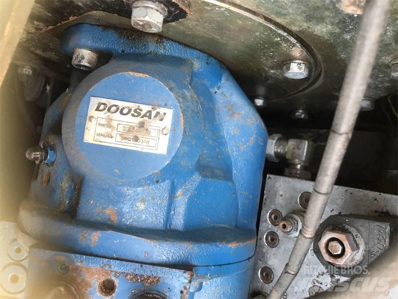 Doosan DX60 Escavadoras de rastos