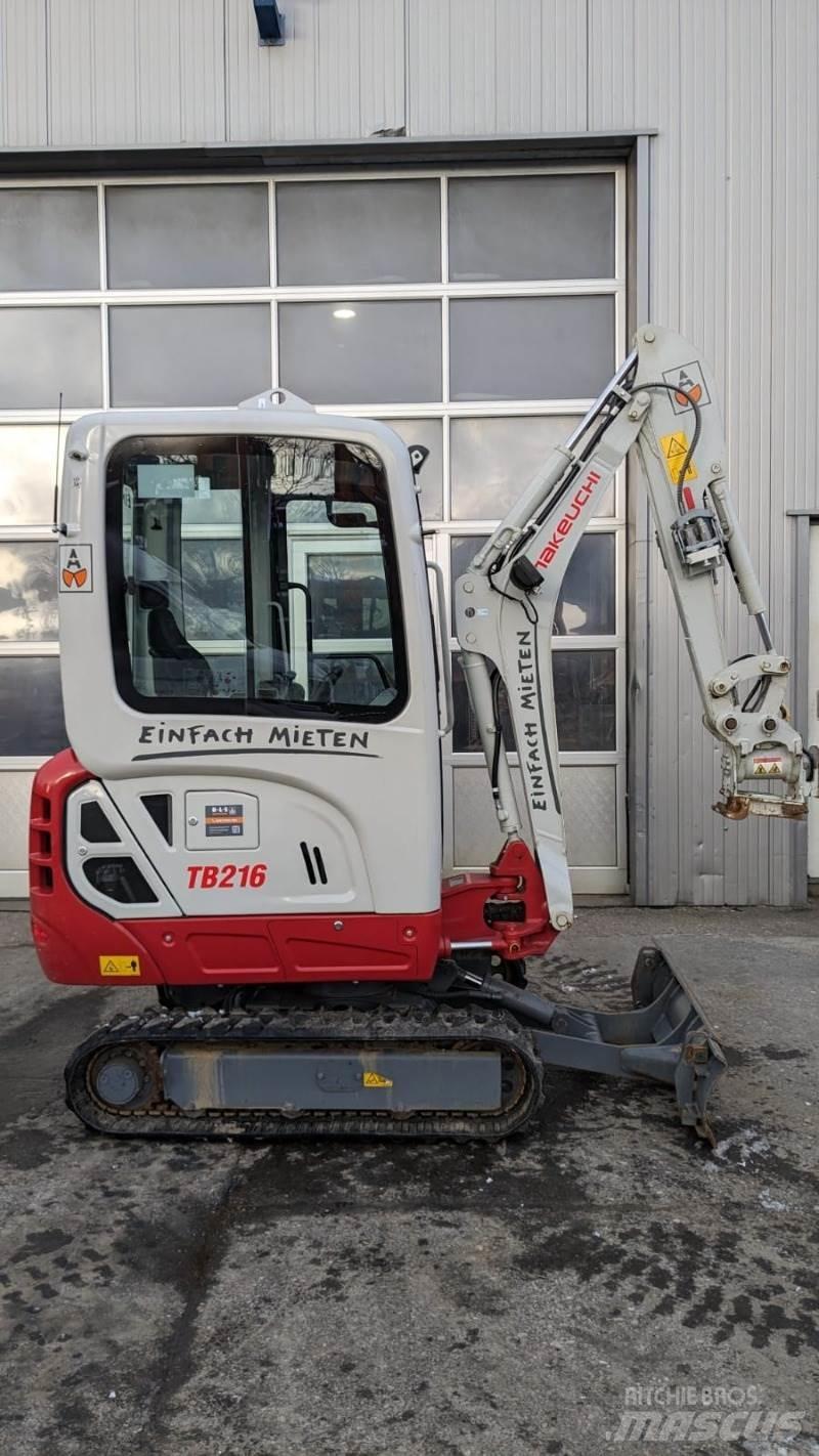 Takeuchi TB216AV4 Mini Escavadoras <7t