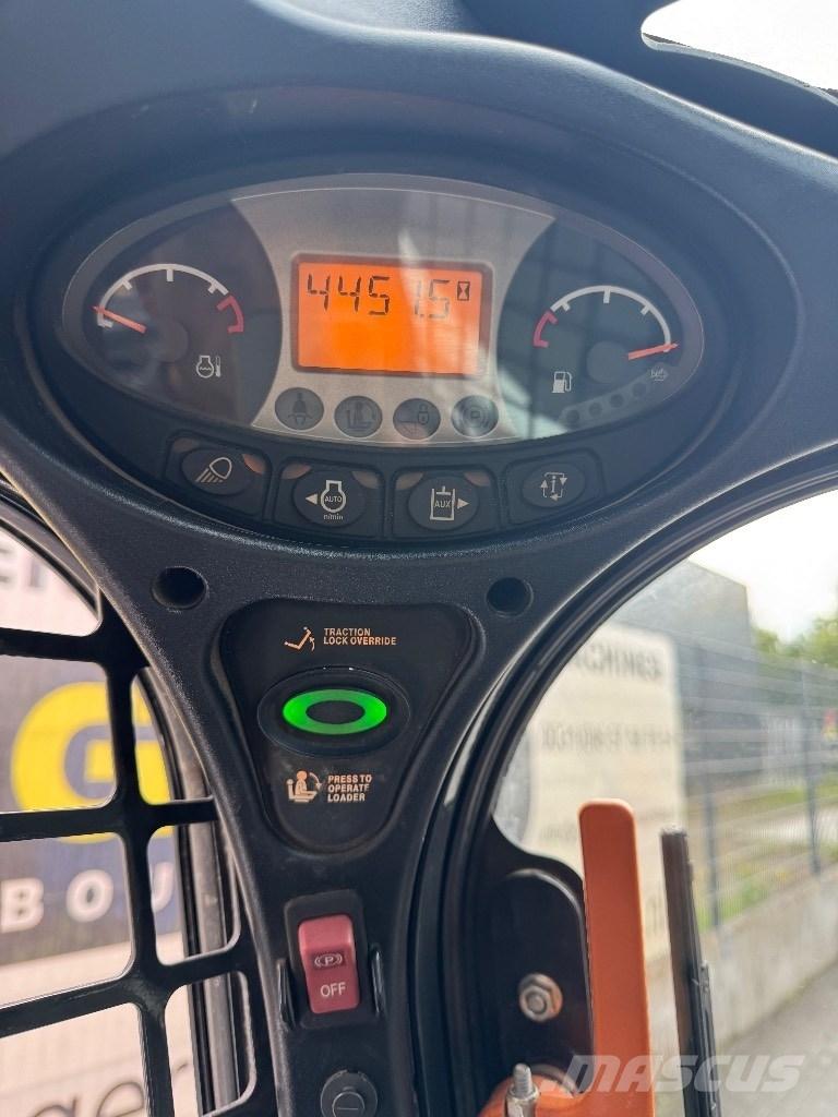 Bobcat T 650 Carregadoras de direcção deslizante