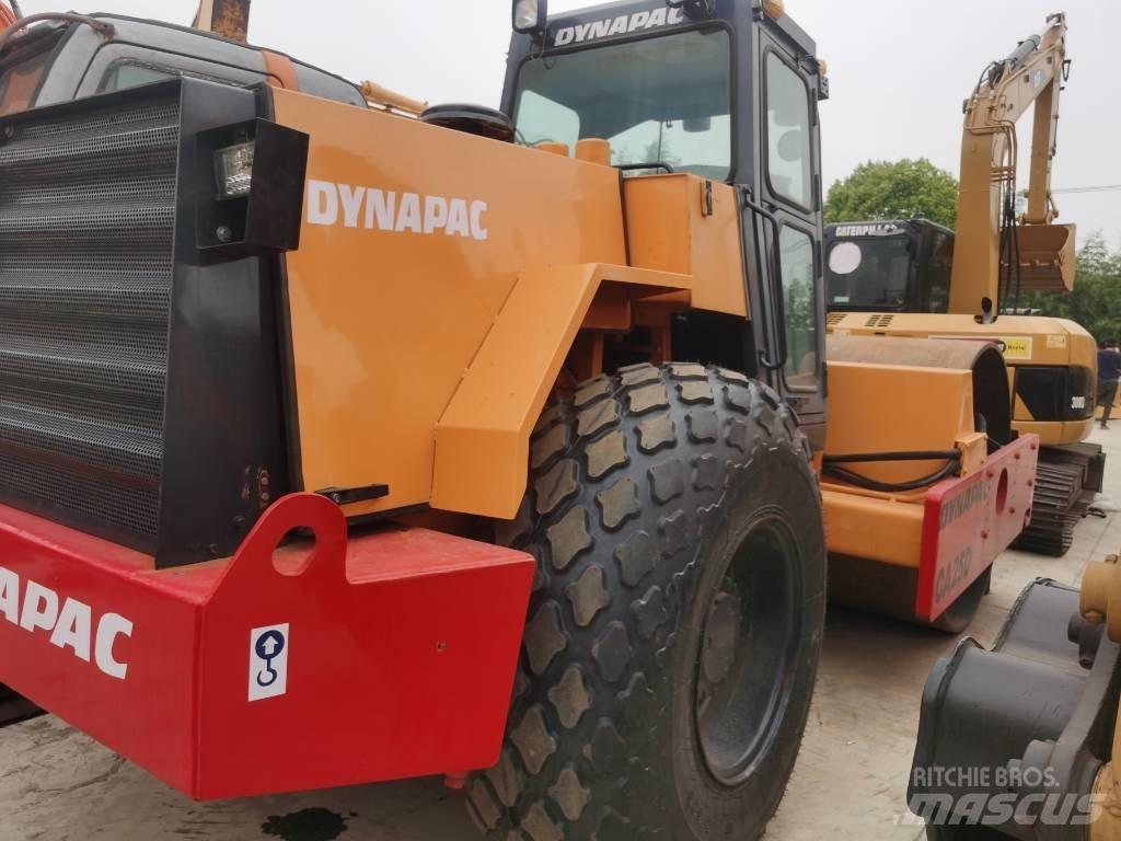 Dynapac CA 25 D Cilindros Compactadores monocilíndricos