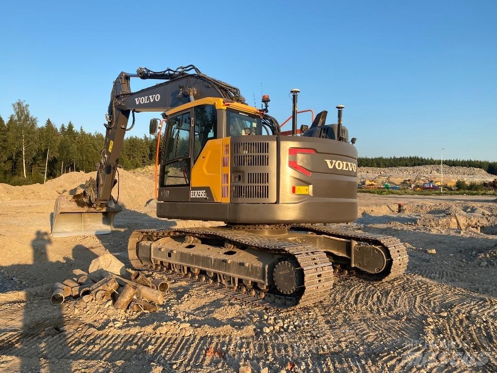 Volvo EC 235 EL Escavadoras de rastos