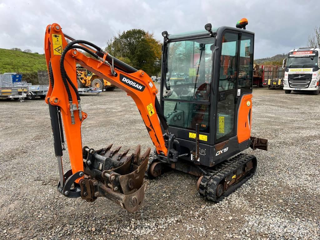 Doosan DX 19 Mini Escavadoras <7t