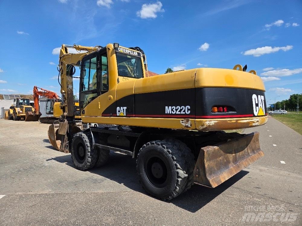 CAT M322C Escavadoras de rodas