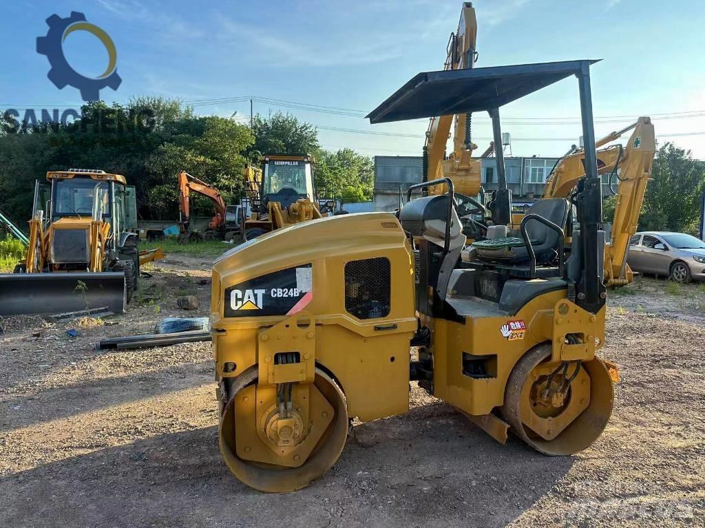 CAT CB 24 B Cilindros Compactadores tandem