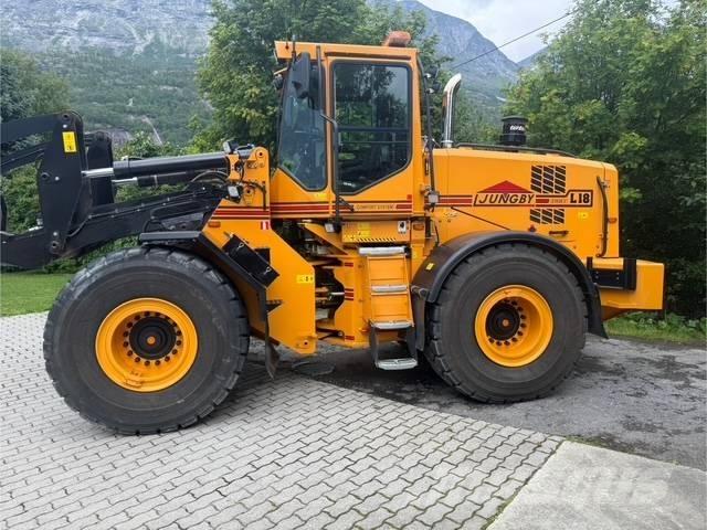 Ljungby L 18 Pás carregadoras de rodas