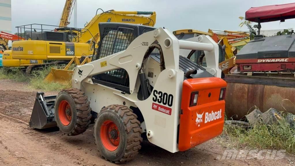 Bobcat S 300 Carregadoras de direcção deslizante