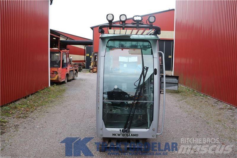 New Holland WE150C Cabines e interior