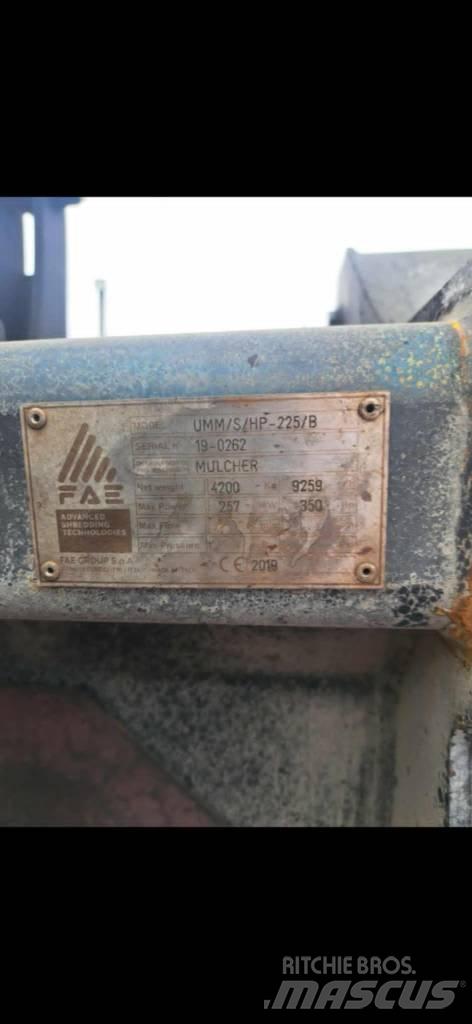 FAE UMM/S/HP- 225 Maquinaria Florestal - Outros
