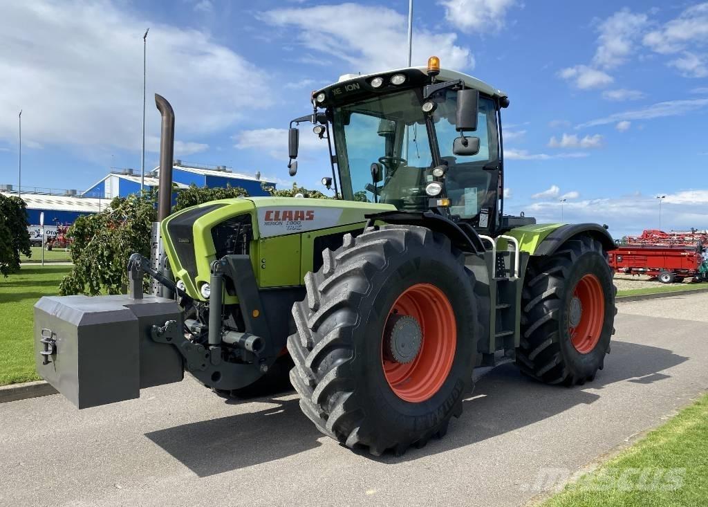 CLAAS Xerion 3800 Tratores Agrícolas usados