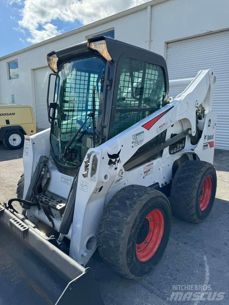 Bobcat S 770 Carregadoras de direcção deslizante