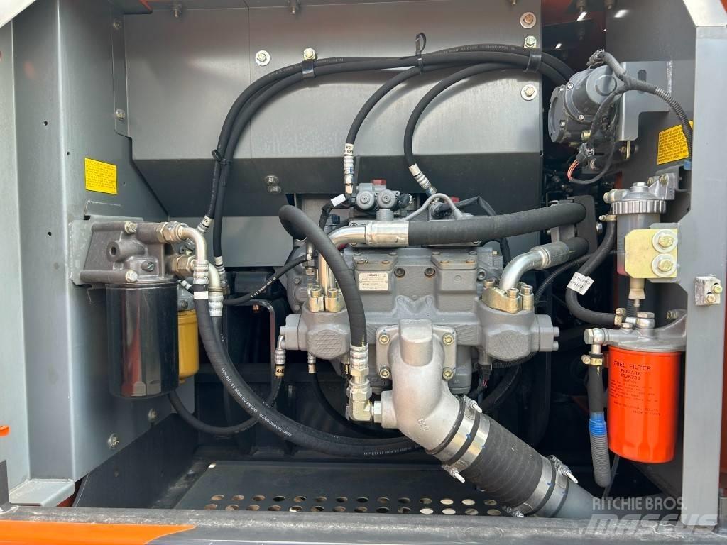 Hitachi ZX 220 LC Escavadoras de rastos