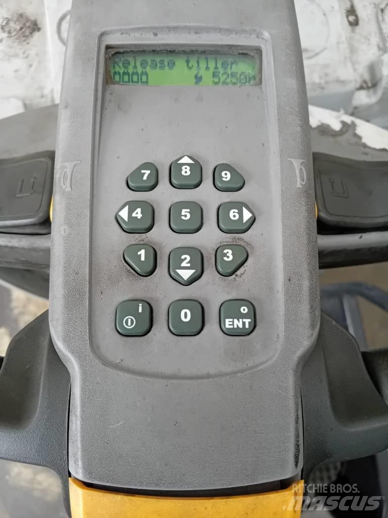 UniCarriers PMR 200F Porta-paletes com plataforma