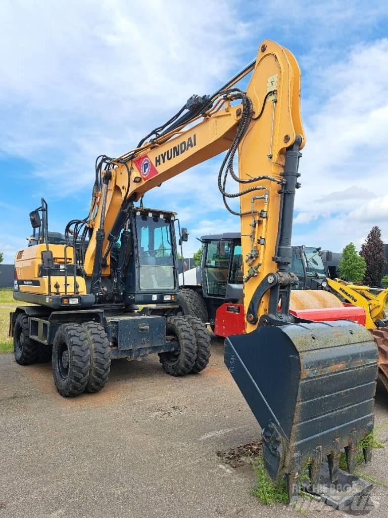 Hyundai HW140 Escavadoras de rodas