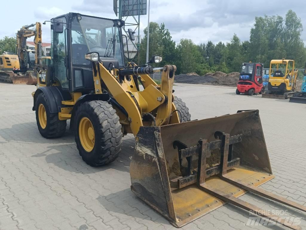 CAT 908M Pás carregadoras de rodas
