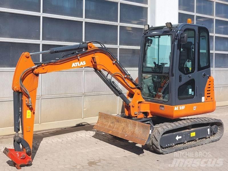 Atlas AC 25 F Mini Escavadoras <7t