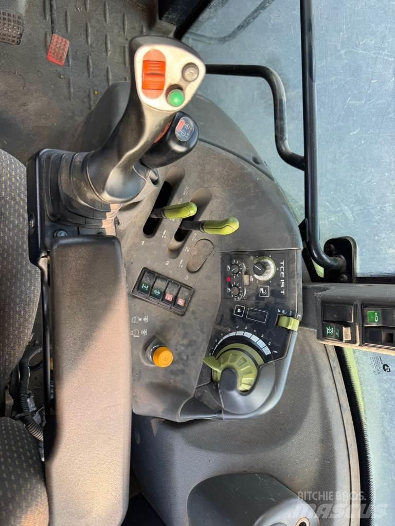 CLAAS ARION 420 Tratores Agrícolas usados