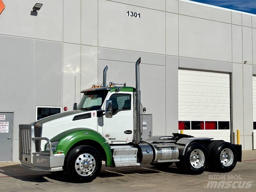 Kenworth T880 Tractores (camiões)