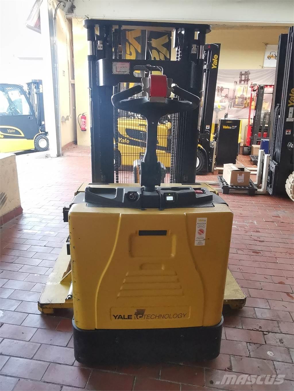 Yale MS15XSL Empilhador para operador externo