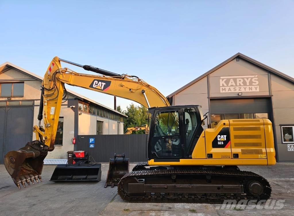CAT 323 Escavadoras de rastos